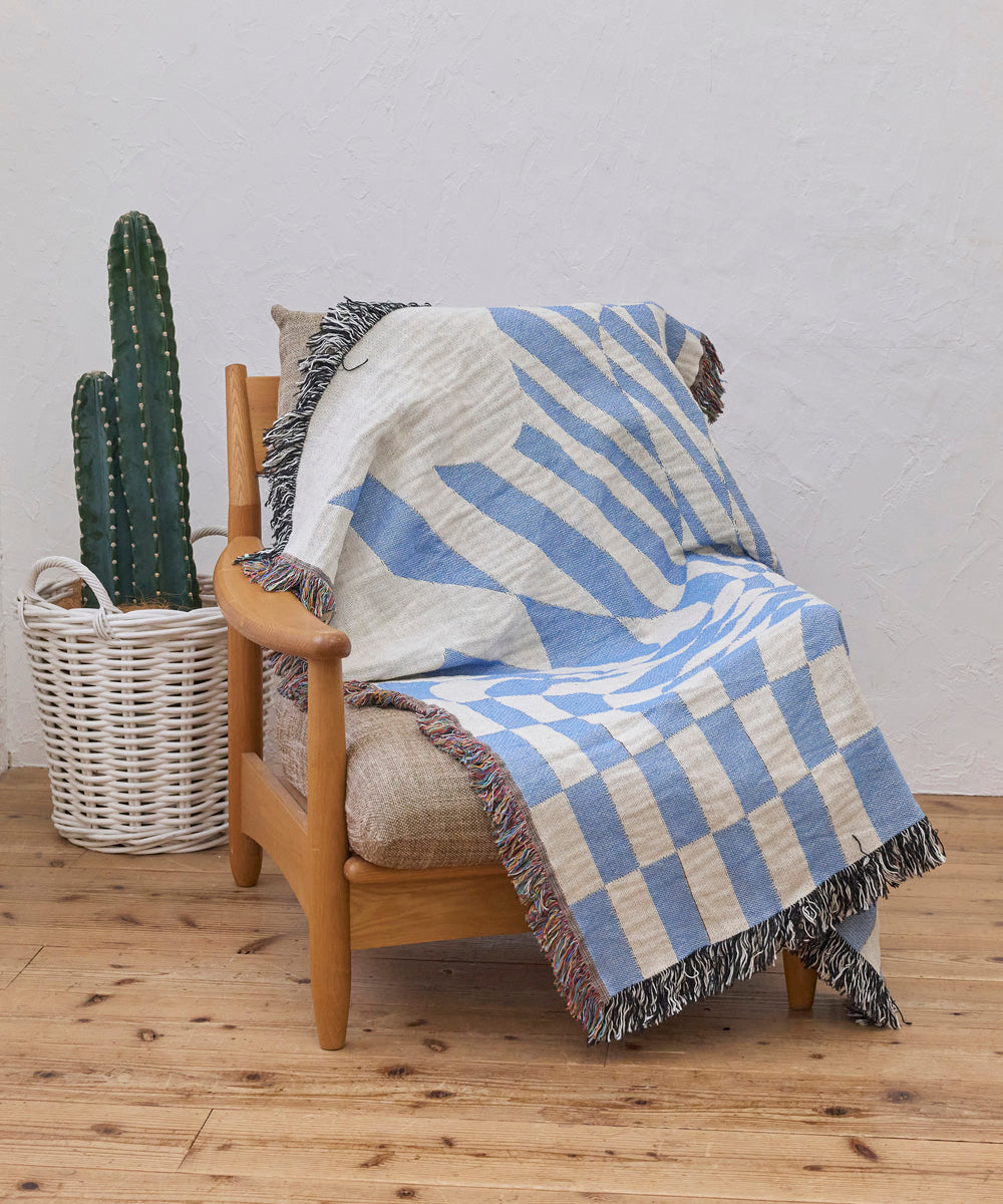 CITY SHED】Groovy Grid Woven Throw Blanket Sky Blue - Clr Shop