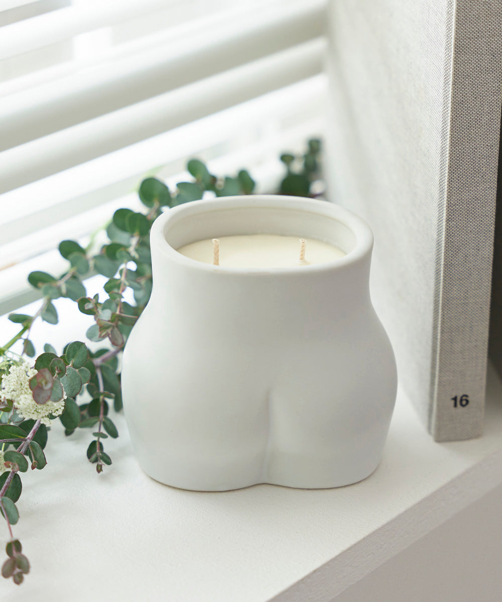 【Ethical Sale】Curve Candle Black Coffee & Bergamot