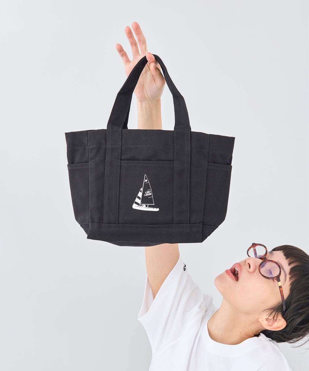 L057 L053R Small Tote Black