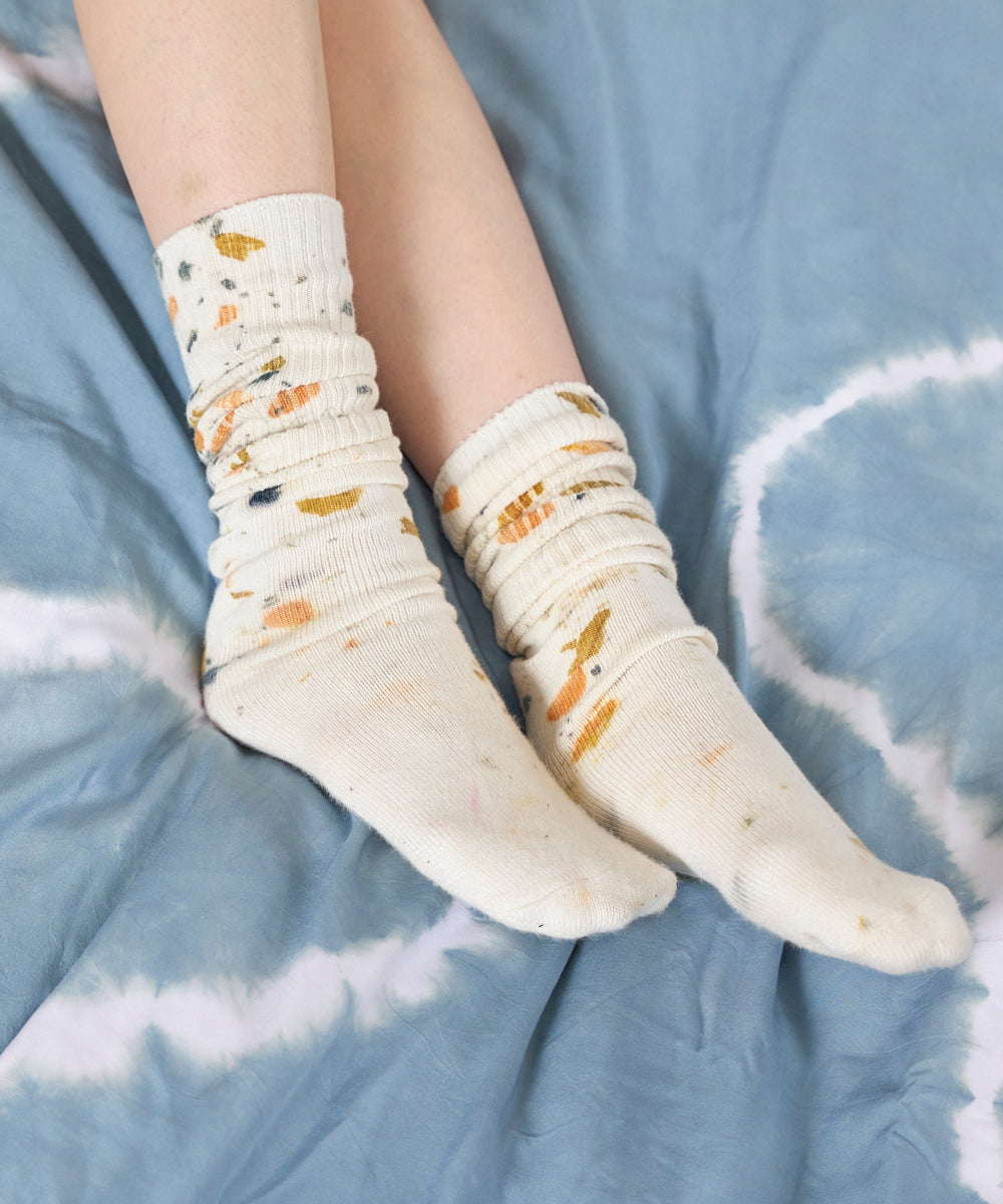 Abstract Bundled Dyed Bamboo Socks Cream